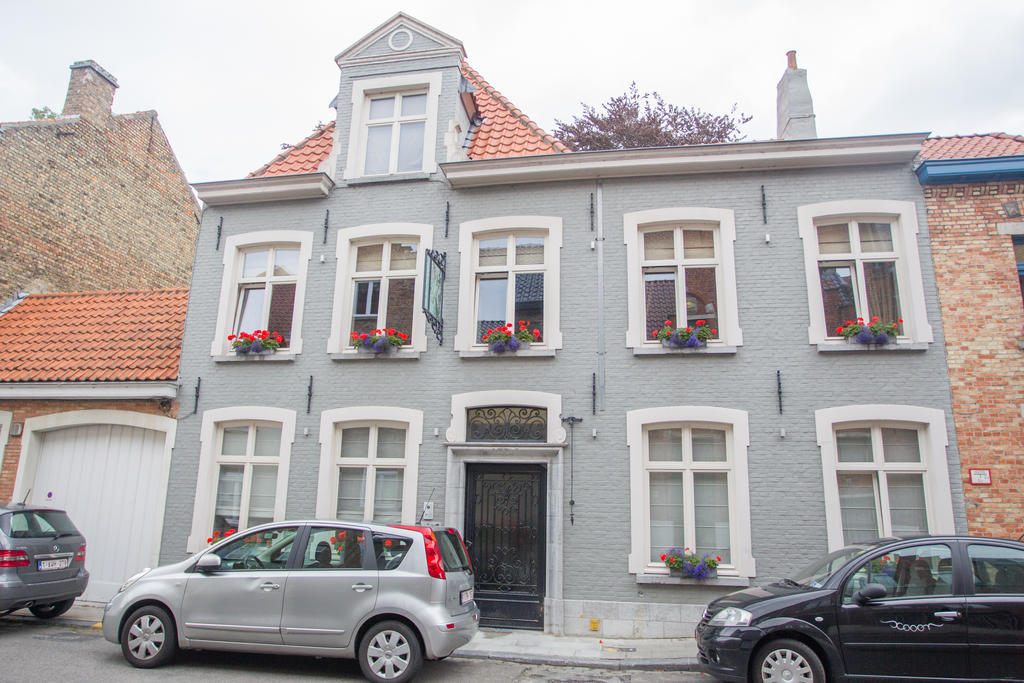 Bed and Breakfast Logies Amelias Brujas Exterior foto